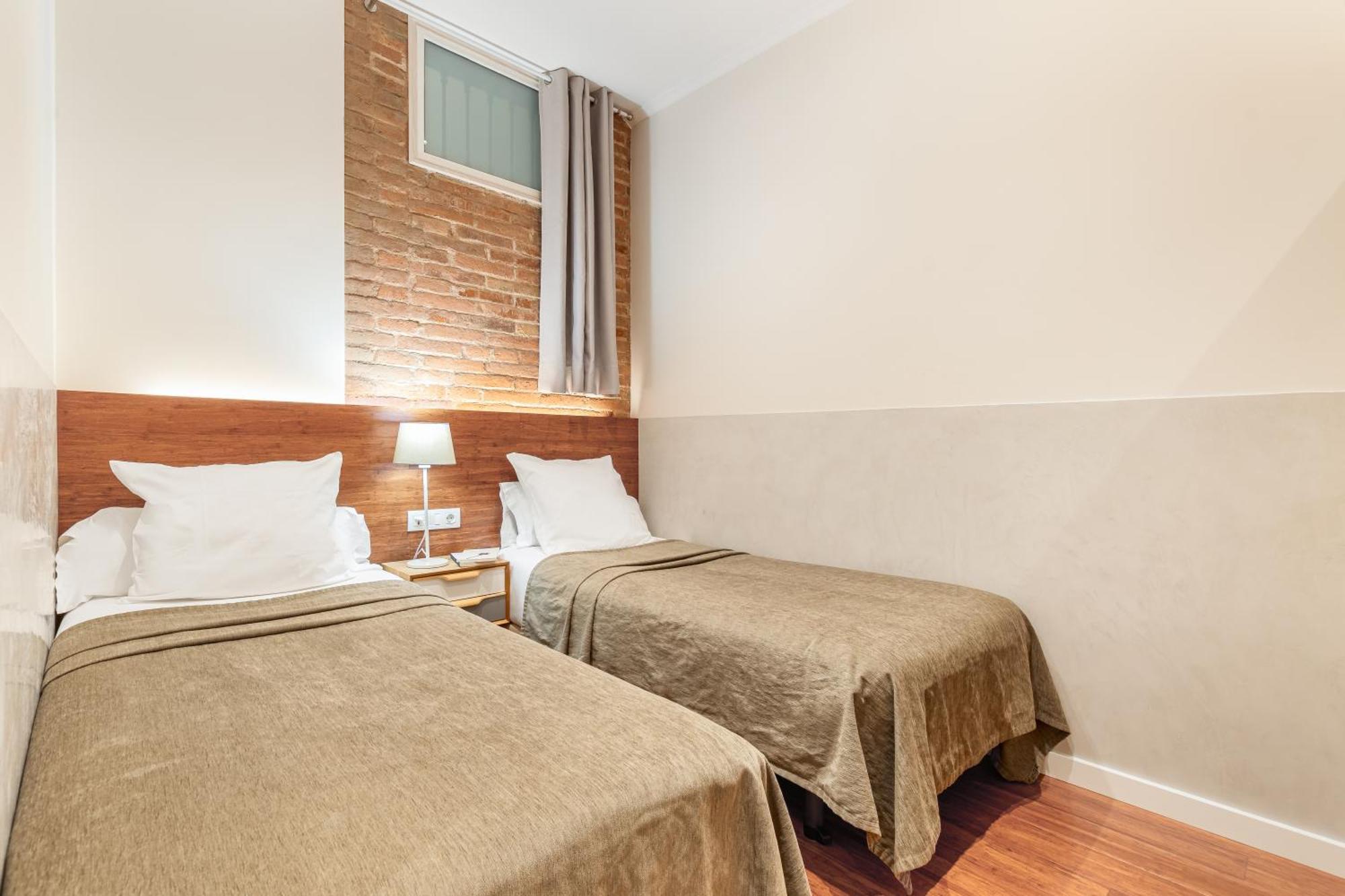Fuster Apartments By Aspasios Barcelona Room photo